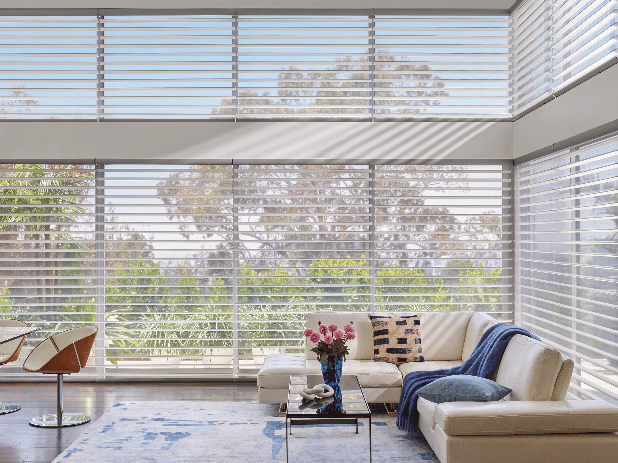 2020 Sil ClearView Mystere PV Living Room