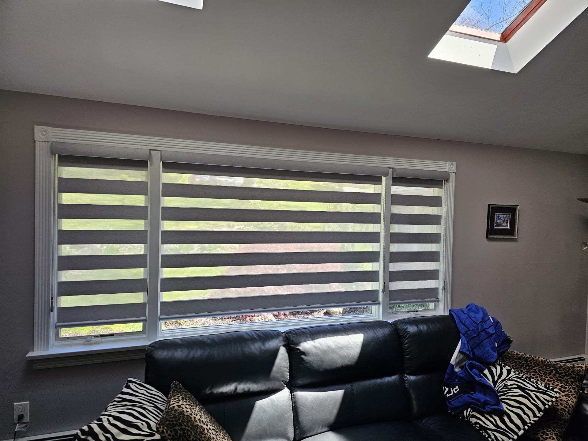 Banded shades in a living room in Wayne, New Jersey